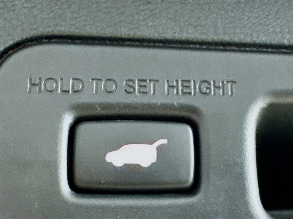 Used 2024 Honda Pilot EX-L image 34
