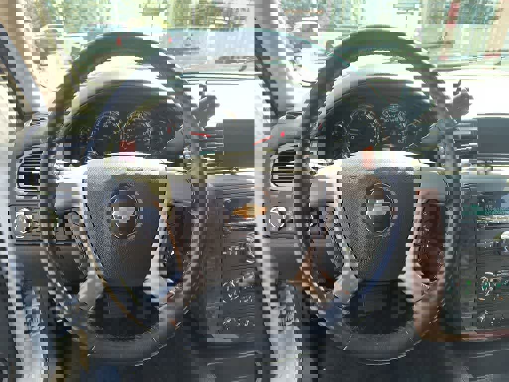 Used 2013 Chevrolet Tahoe LT AWD/4WD image 14