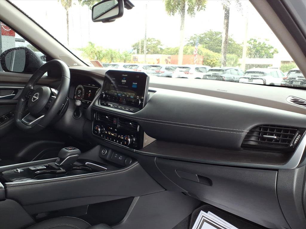 Certified 2023 Nissan Rogue Platinum w/ Platinum Premium Package image 21