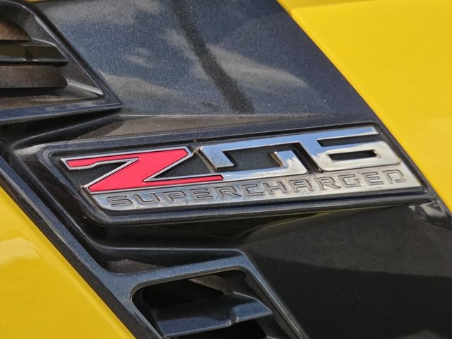 Used 2016 Chevrolet Corvette Z06 w/ 2LZ Preferred Equipment Group RWD image 9