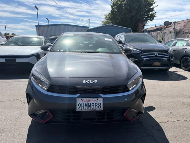 Used 2023 Kia Forte GT-Line w/ GT-Line Technology Package FWD image 2