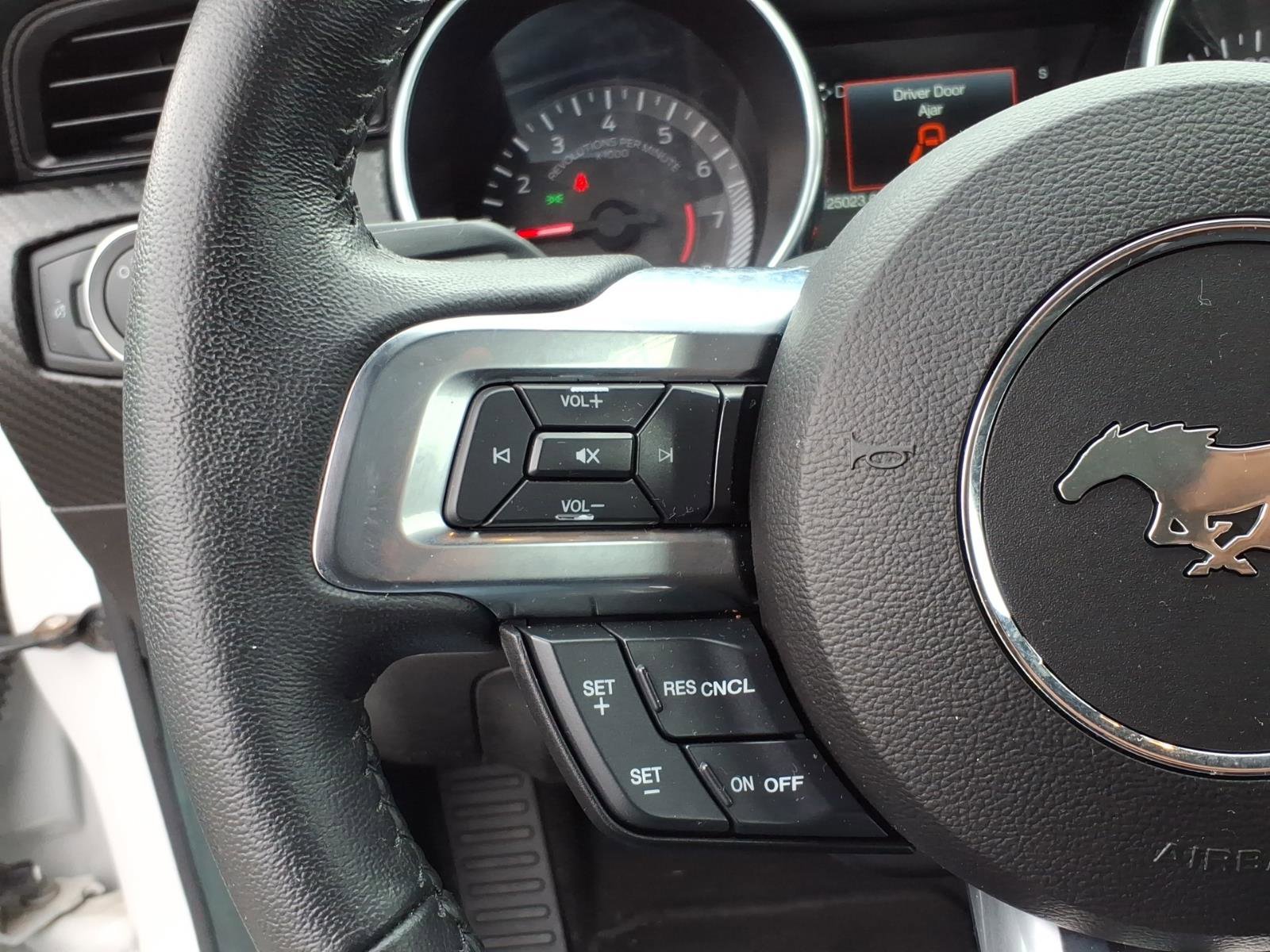 Certified 2021 Ford Mustang Coupe image 14