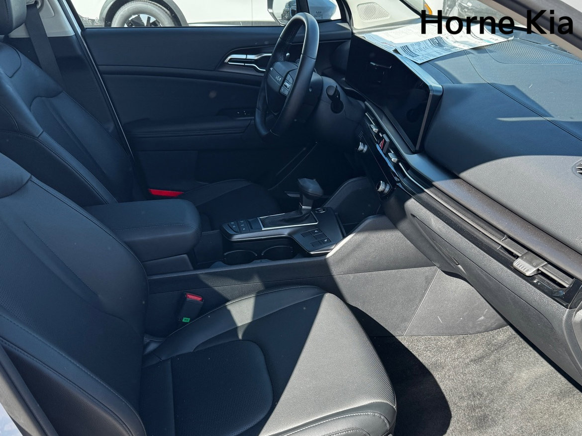 New 2026 Kia Sportage EX image 18