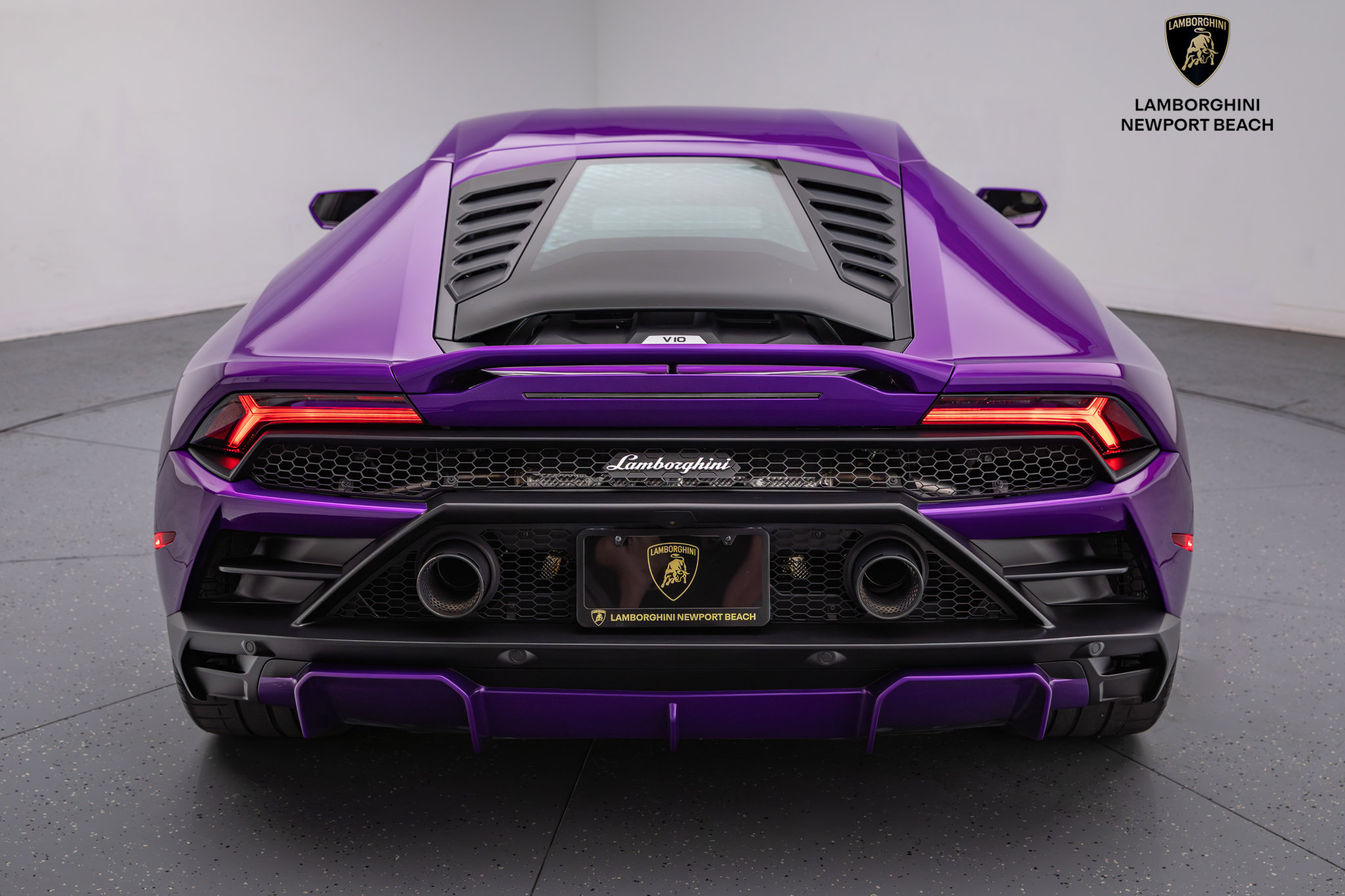 Used 2022 Lamborghini Huracan EVO image 5