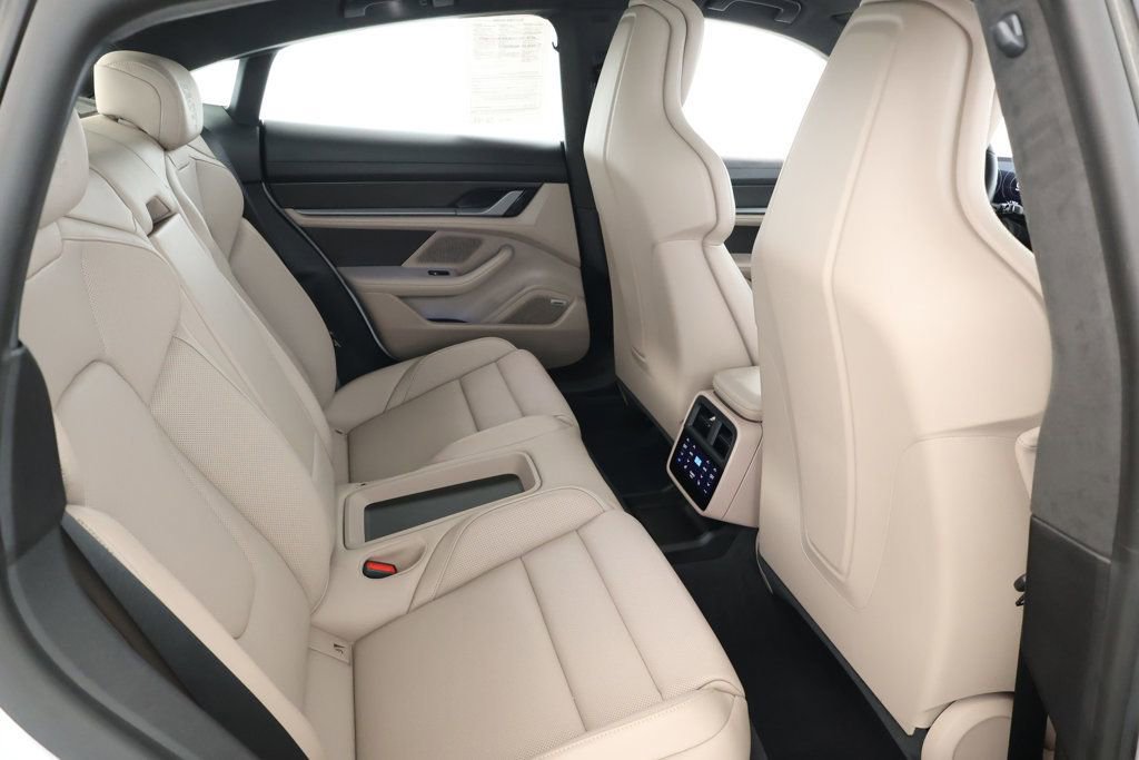 Used 2020 Porsche Taycan Turbo S image 22