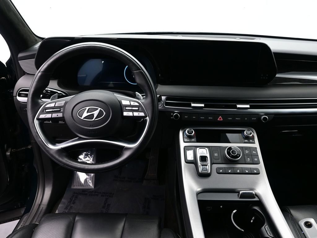 Used 2025 Hyundai Palisade Calligraphy image 16