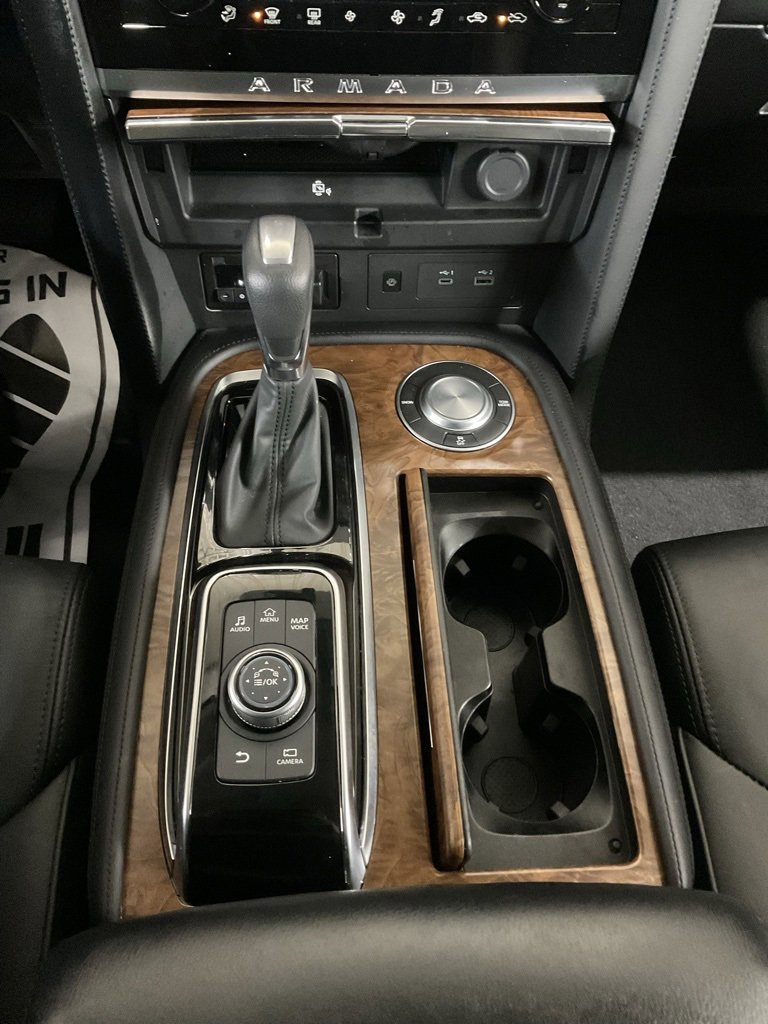Used 2024 Nissan Armada SL w/ Captain's Chairs Package image 21