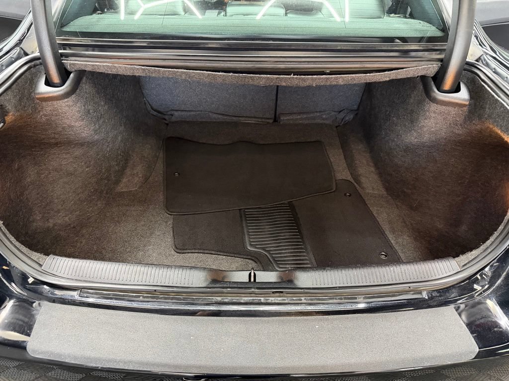 Used 2020 Dodge Charger SXT w/ Leather Interior Group RWD image 42