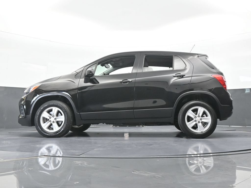 Used 2022 Chevrolet Trax LS AWD/4WD image 50