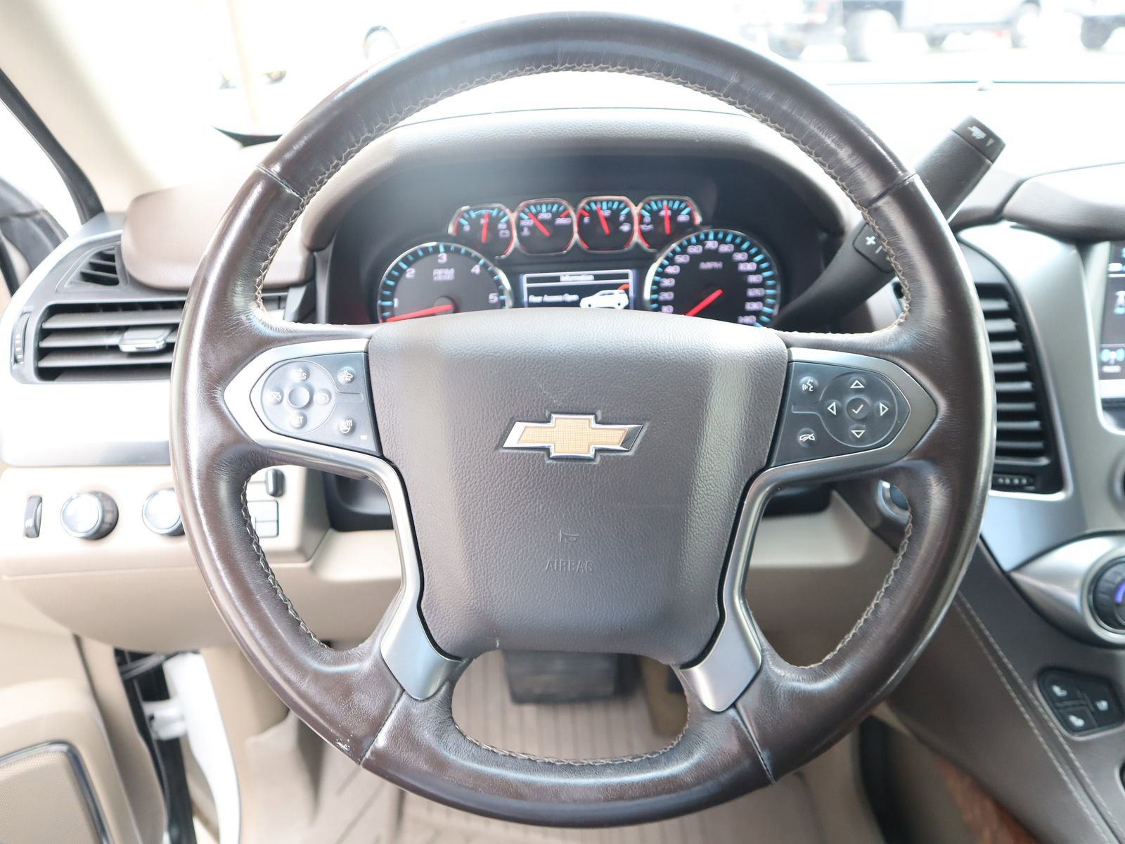 Used 2019 Chevrolet Suburban Premier AWD/4WD image 37