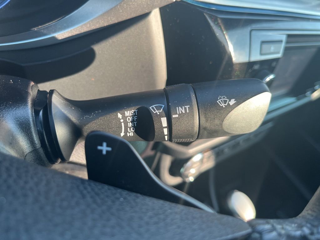 Used 2015 Toyota Corolla S image 62