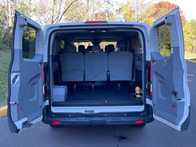 Used 2015 Ford Transit 150 XLT image 16