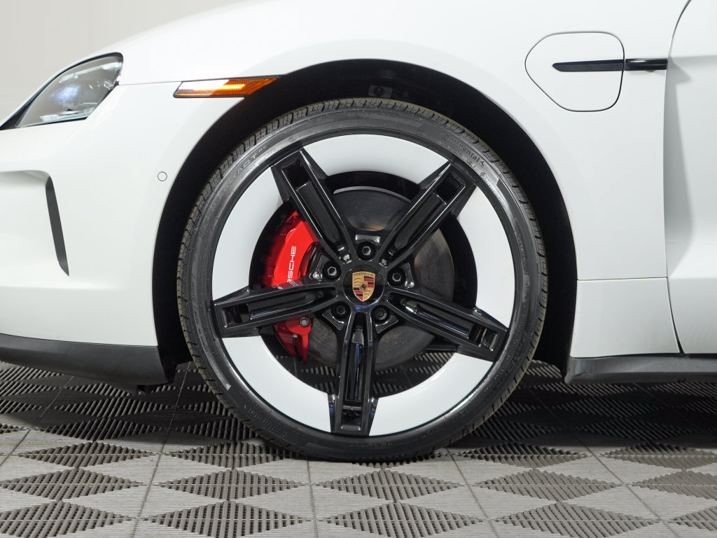 Certified 2025 Porsche Taycan 4S w/ Premium Package AWD/4WD image 13