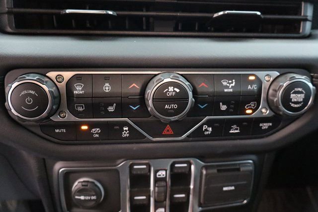 Used 2025 Jeep Wrangler Unlimited Rubicon 392 image 27
