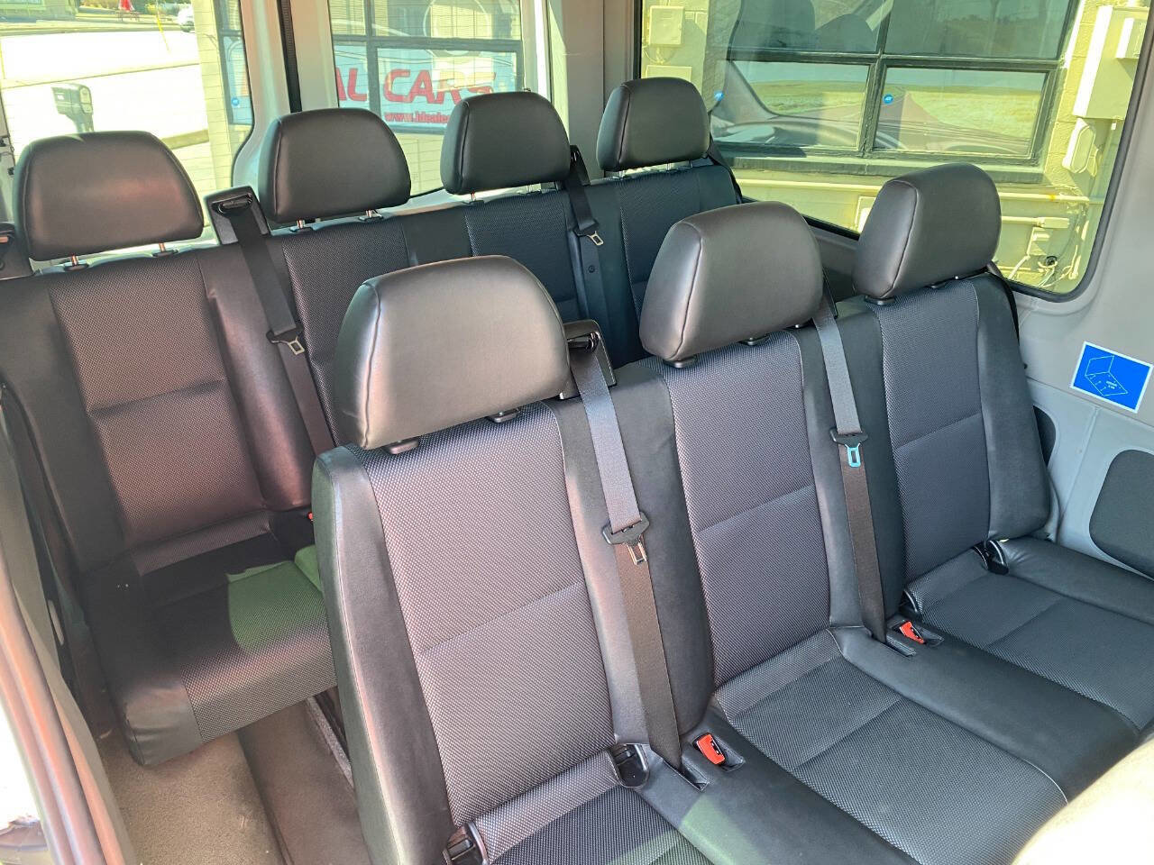 Used 2010 Freightliner Sprinter 2500 image 17