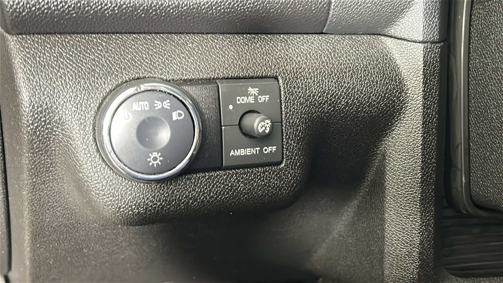 Used 2013 Buick Enclave Premium w/ Trailering Provision Package AWD/4WD image 23