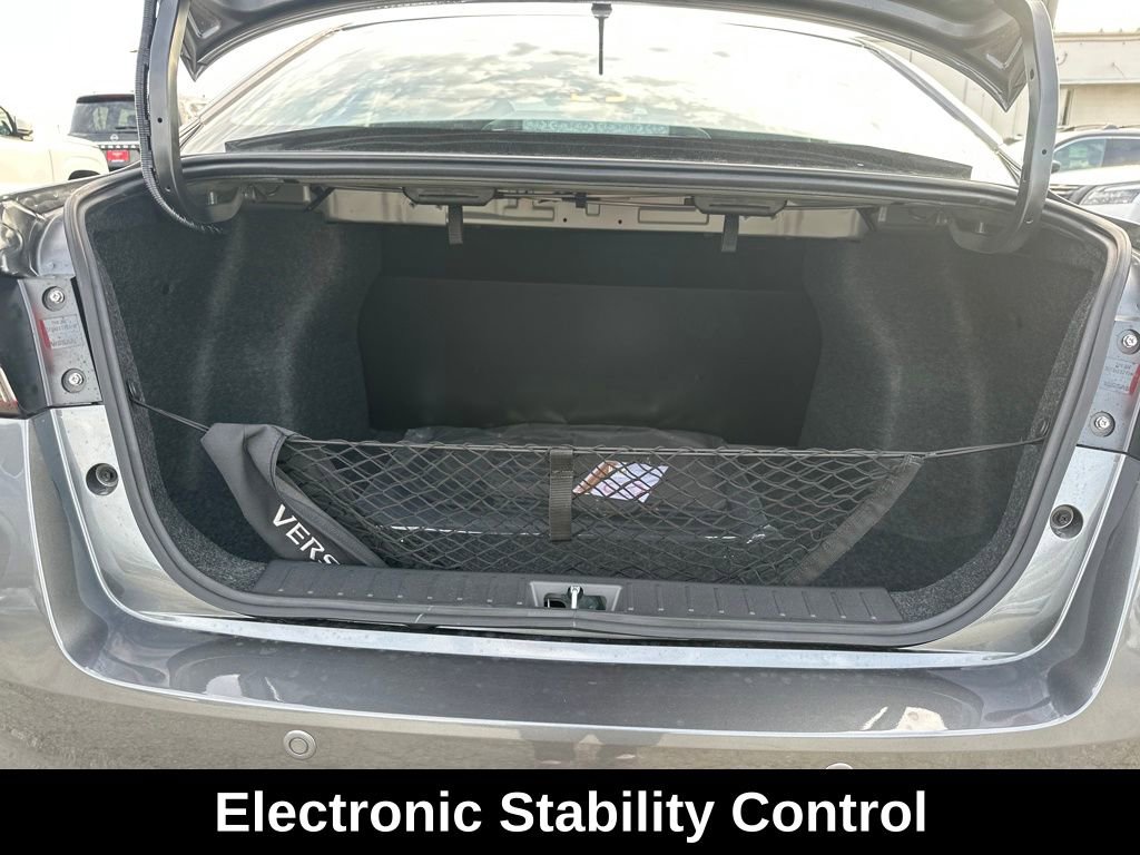 Used 2025 Nissan Versa S w/ Trunk Package image 25