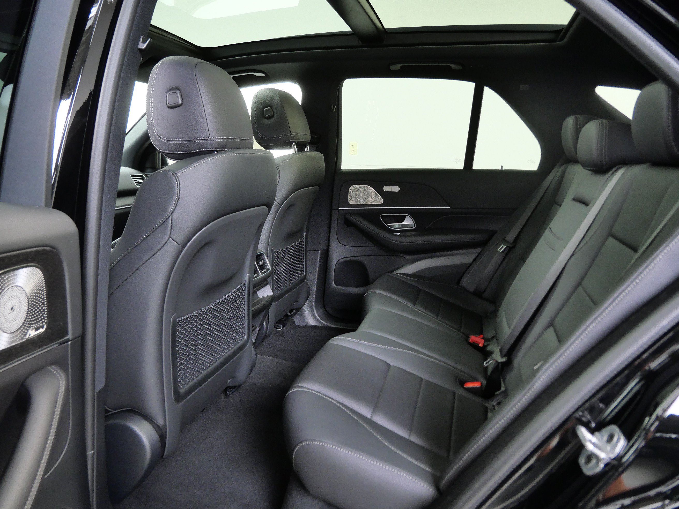 New 2026 Mercedes-Benz GLE 350 4MATIC image 9