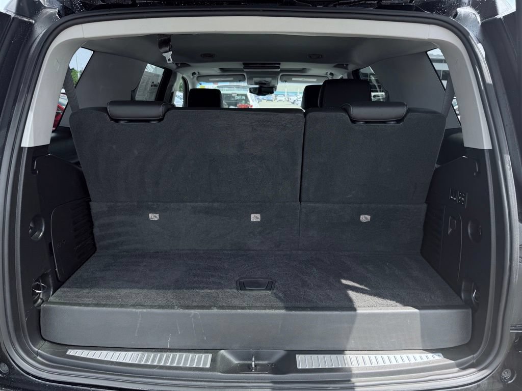 Used 2019 Chevrolet Tahoe Premier AWD/4WD image 12