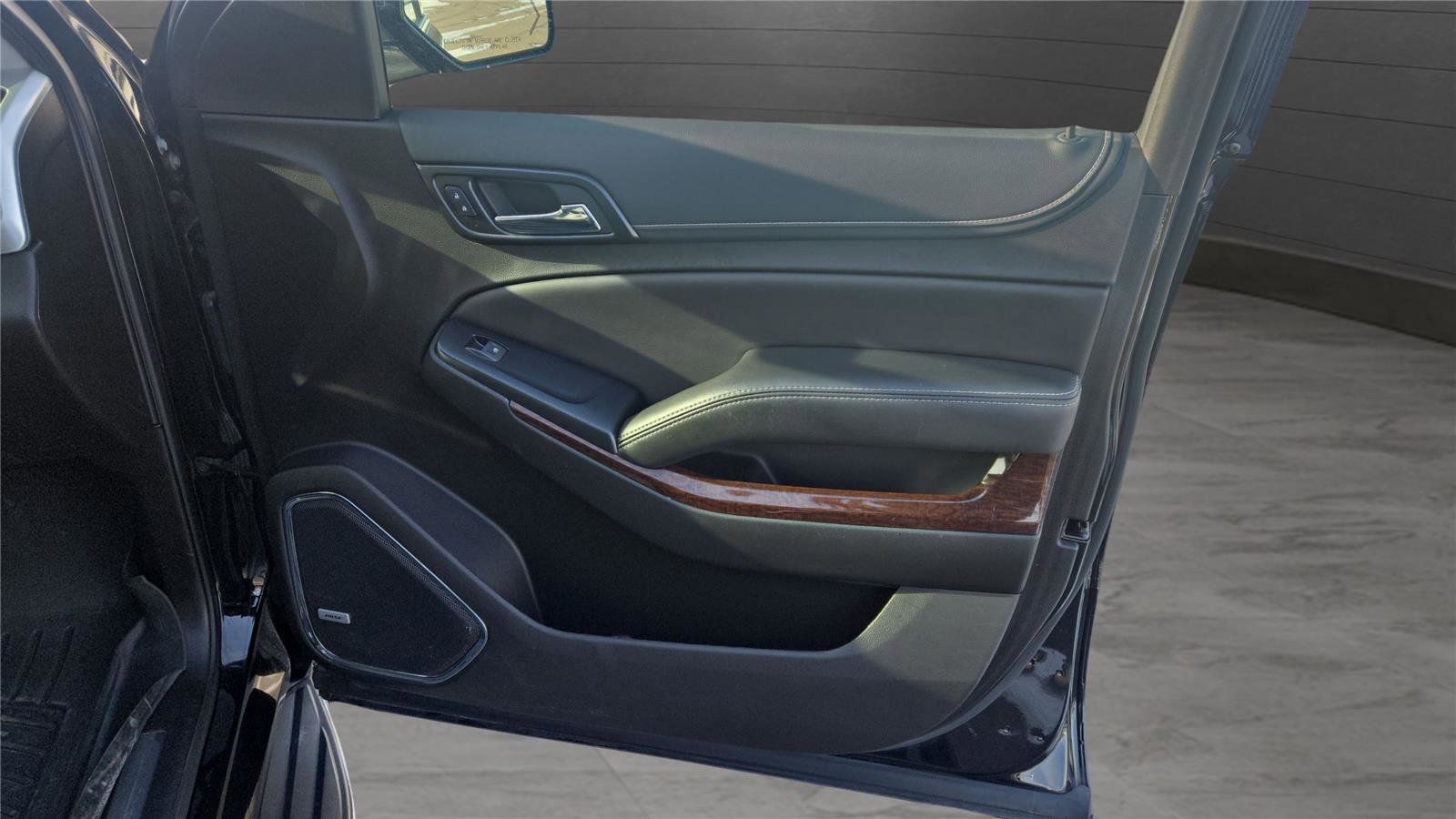 Used 2019 GMC Yukon SLT image 23