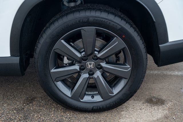 Used 2025 Honda Pilot Sport image 9