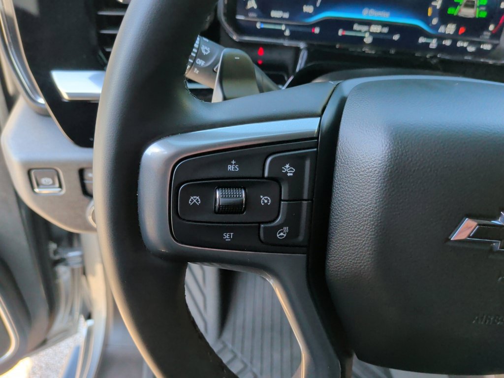 Used 2025 Chevrolet Silverado 1500 RST w/ Texas Edition Plus AWD/4WD image 17