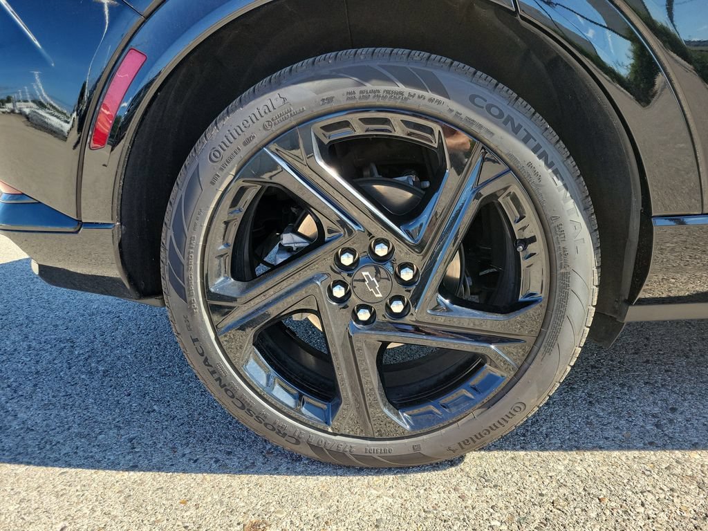 Certified 2024 Chevrolet Equinox EV RS FWD image 5