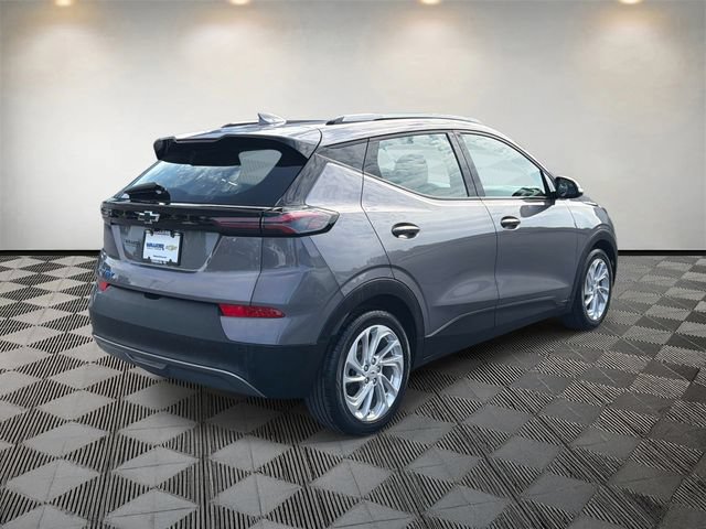 Used 2022 Chevrolet Bolt EUV LT w/ Driver Confidence Package FWD image 5
