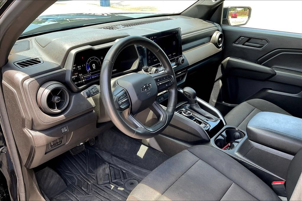 Used 2024 Chevrolet Colorado Trail Boss w/ Safety Package AWD/4WD image 8