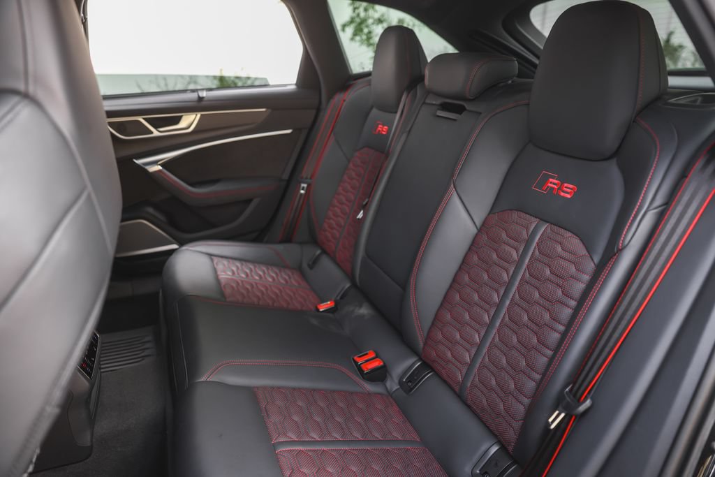Used 2024 Audi RS 6 performance AWD/4WD image 36