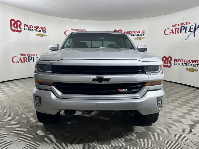 Used 2018 Chevrolet Silverado 1500 LT w/ All Star Edition image 3