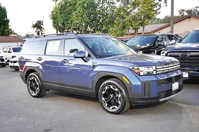 Certified 2025 Hyundai Santa Fe SEL image 6