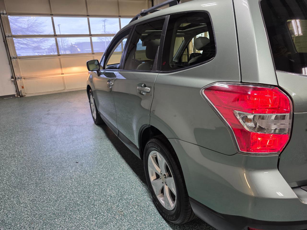 Used 2015 Subaru Forester 2.5i Premium image 10
