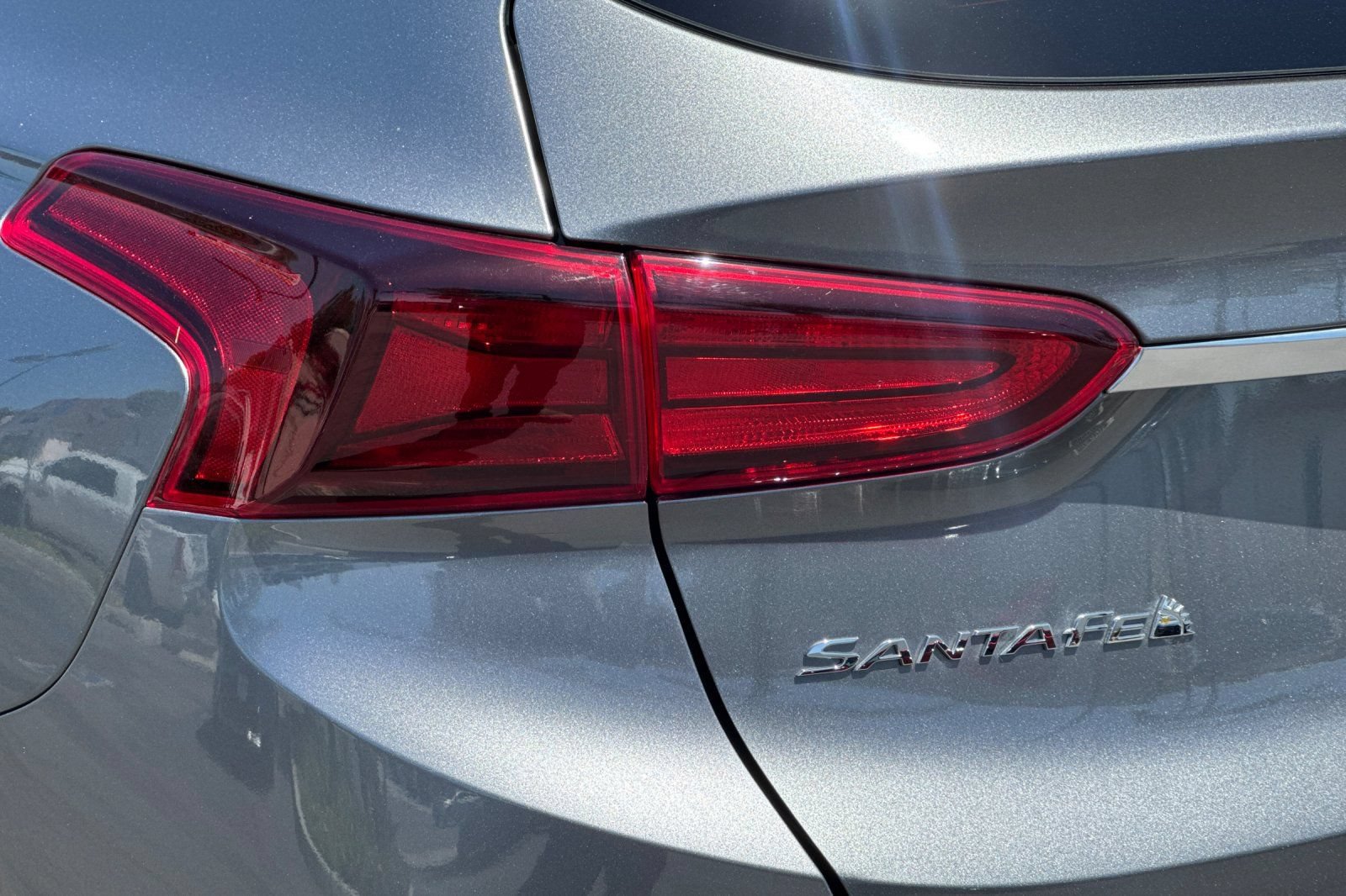 Used 2019 Hyundai Santa Fe SE FWD image 34