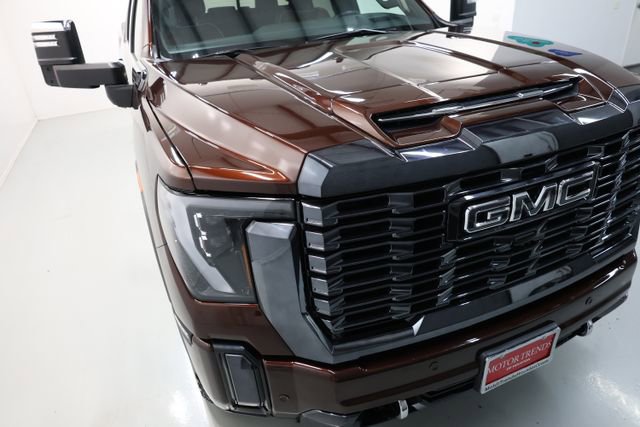 Used 2024 GMC Sierra 3500 Denali Ultimate AWD/4WD image 68