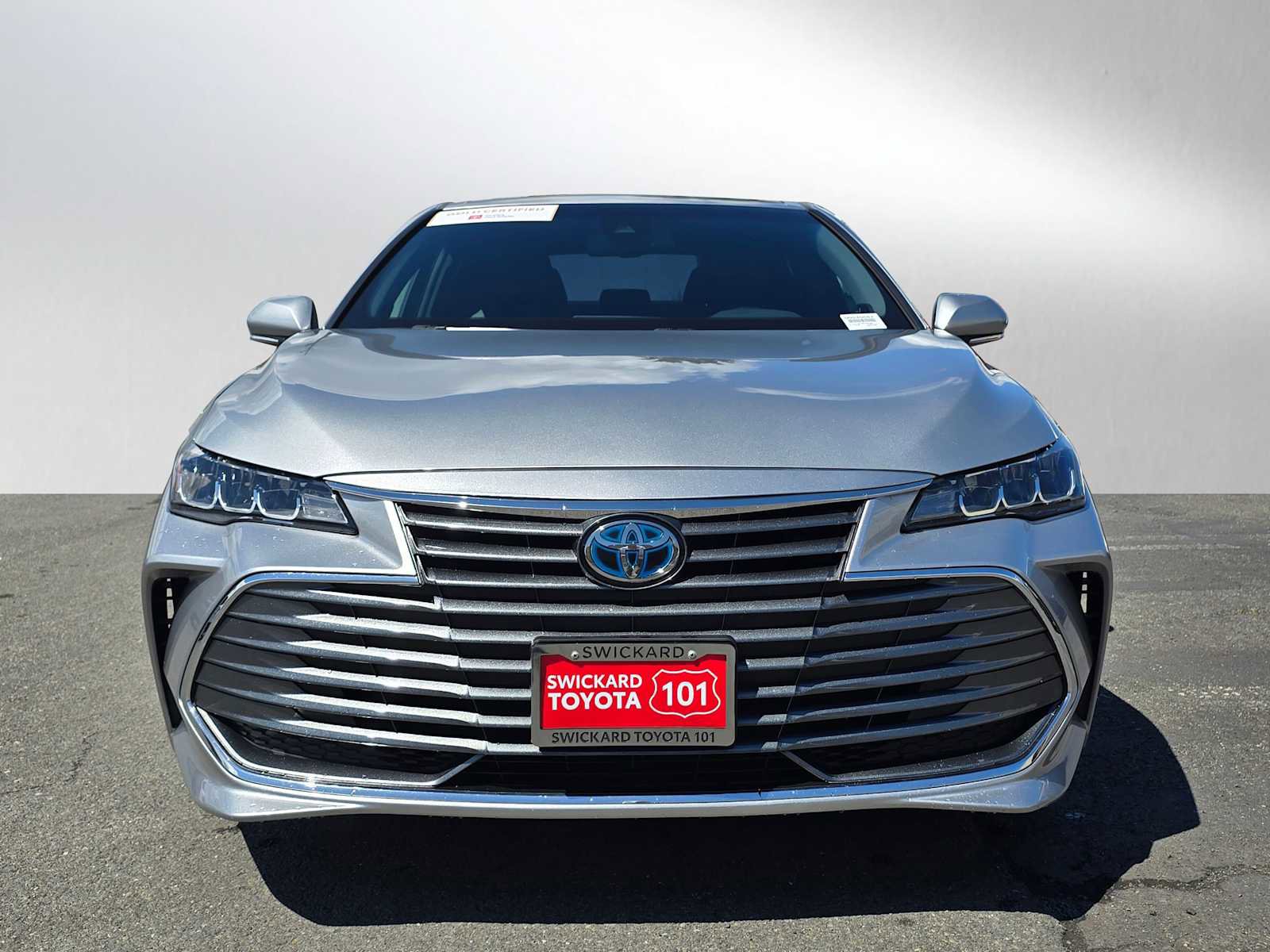 Used 2021 Toyota Avalon XLE w/ Carpet Mat Package (TMS) image 8