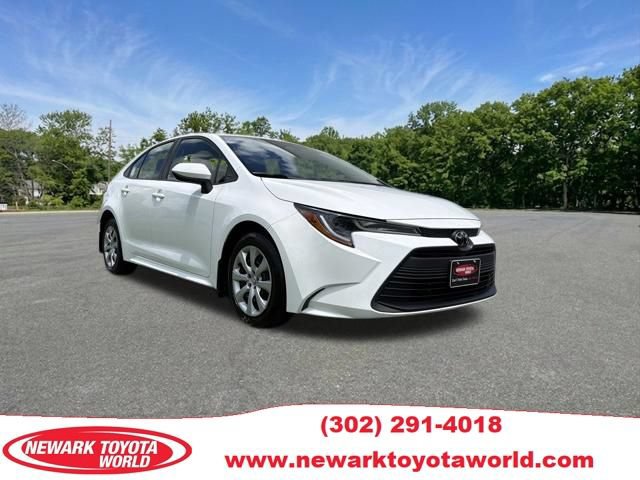 Used 2023 Toyota Corolla LE w/ Carpet Mat Package (TMS)