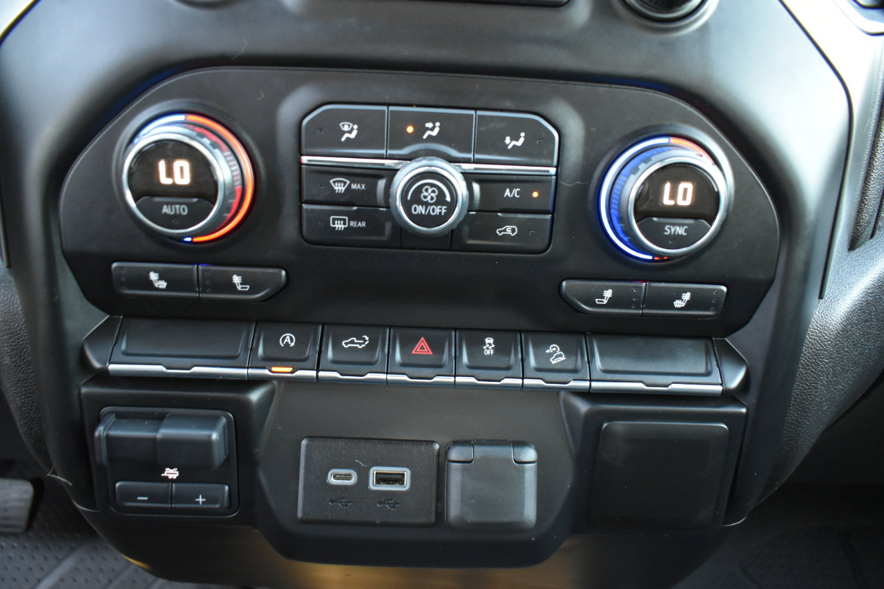 Used 2019 Chevrolet Silverado 1500 LT w/ All-Star Edition image 23