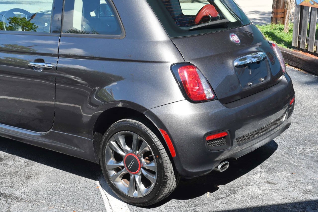 Used 2017 FIAT 500 Pop w/ Sport Appearance Package FWD image 12
