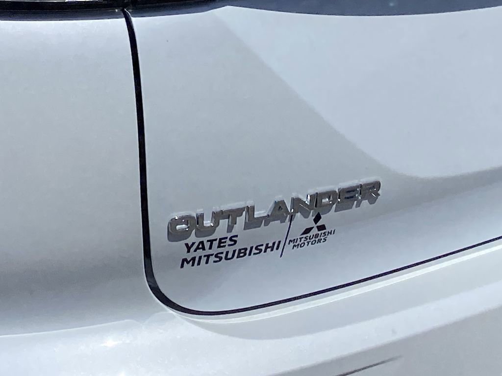 New 2026 Mitsubishi Outlander SE FWD image 29