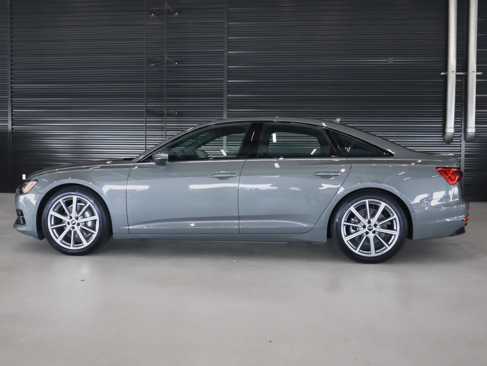 Certified 2025 Audi A6 Premium Plus w/ Premium Plus Package AWD/4WD image 12