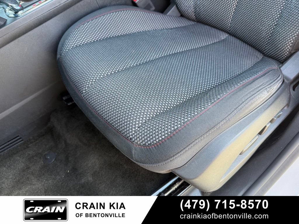 Used 2017 GMC Terrain SLE w/ Convenience Package FWD image 22