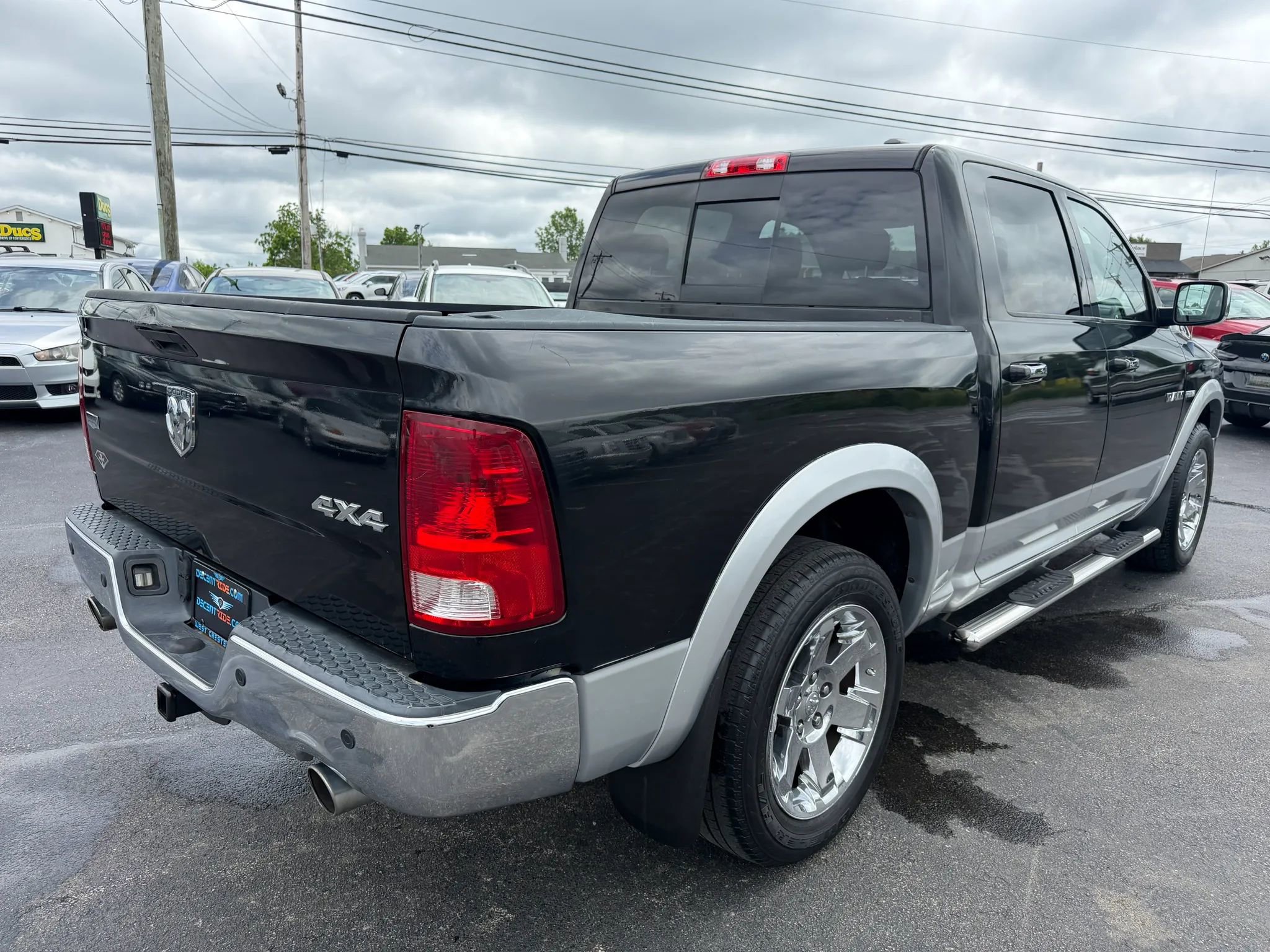 Used 2009 Dodge Ram 1500 Truck Laramie AWD/4WD image 3