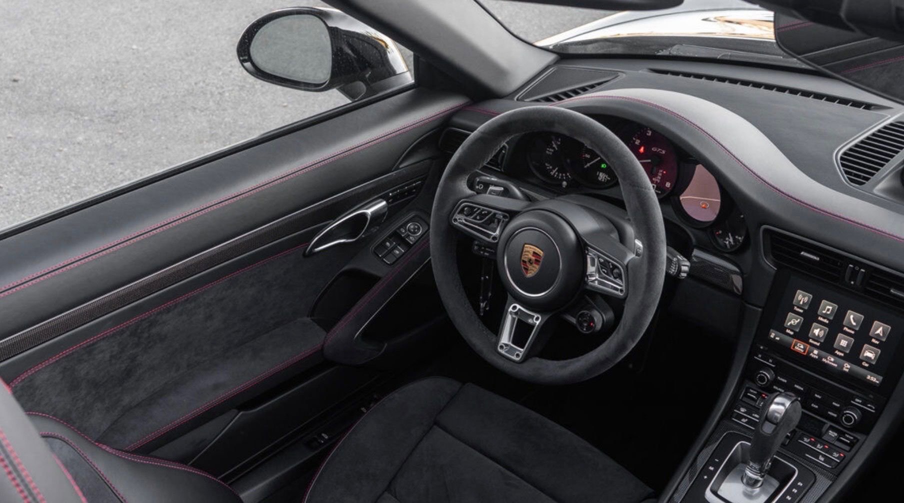 Used 2019 Porsche 911 Targa 4 GTS image 5