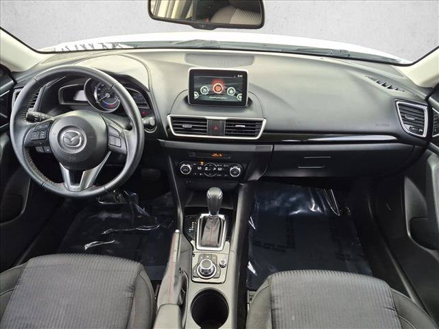 Used 2016 MAZDA MAZDA3 i Touring w/ Popular Equipment Package FWD image 17