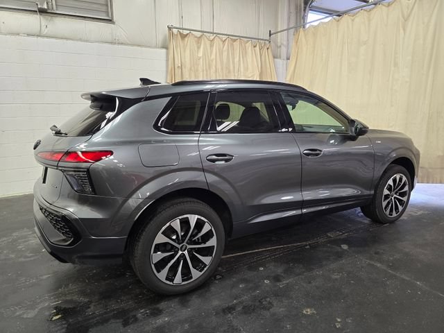 New 2026 Audi Q3 quattro 2.0T AWD/4WD image 6