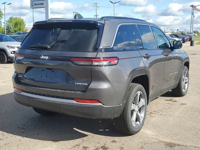 New 2026 Jeep Grand Cherokee Limited w/ Trailer Tow Package AWD/4WD image 7
