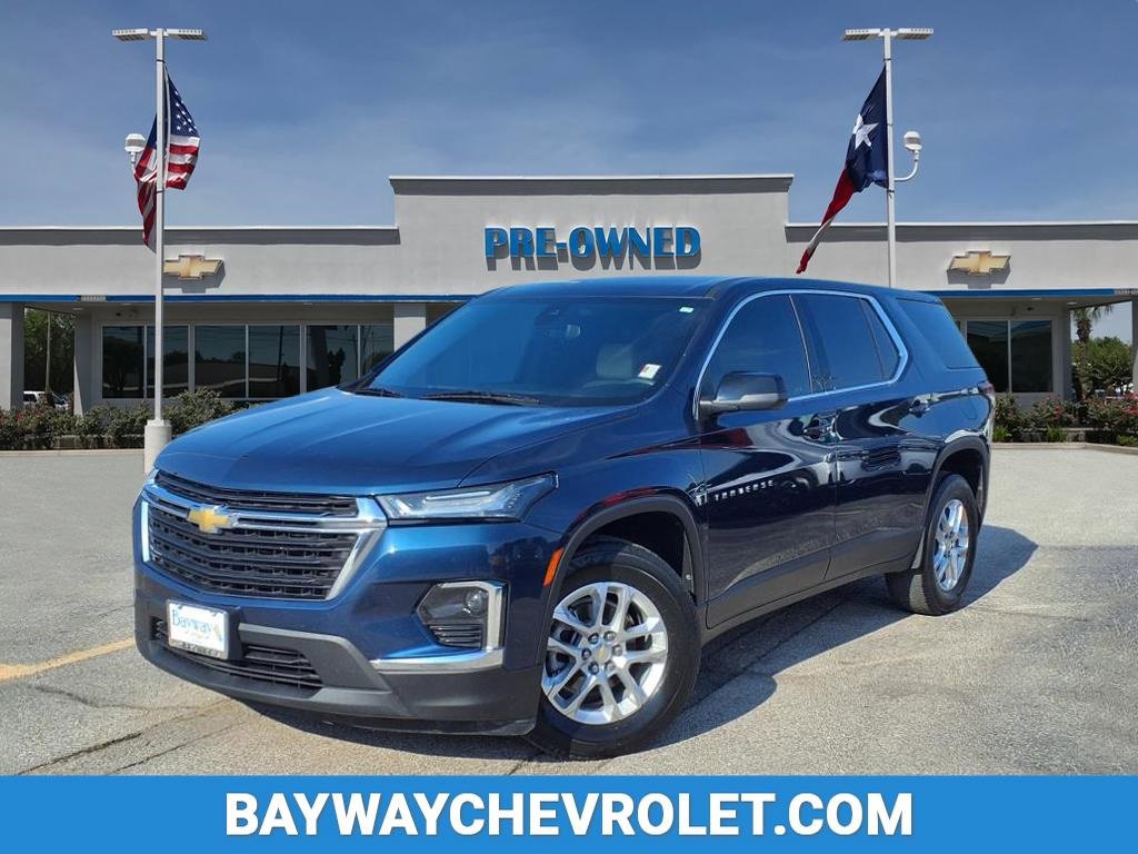 Used 2023 Chevrolet Traverse LS