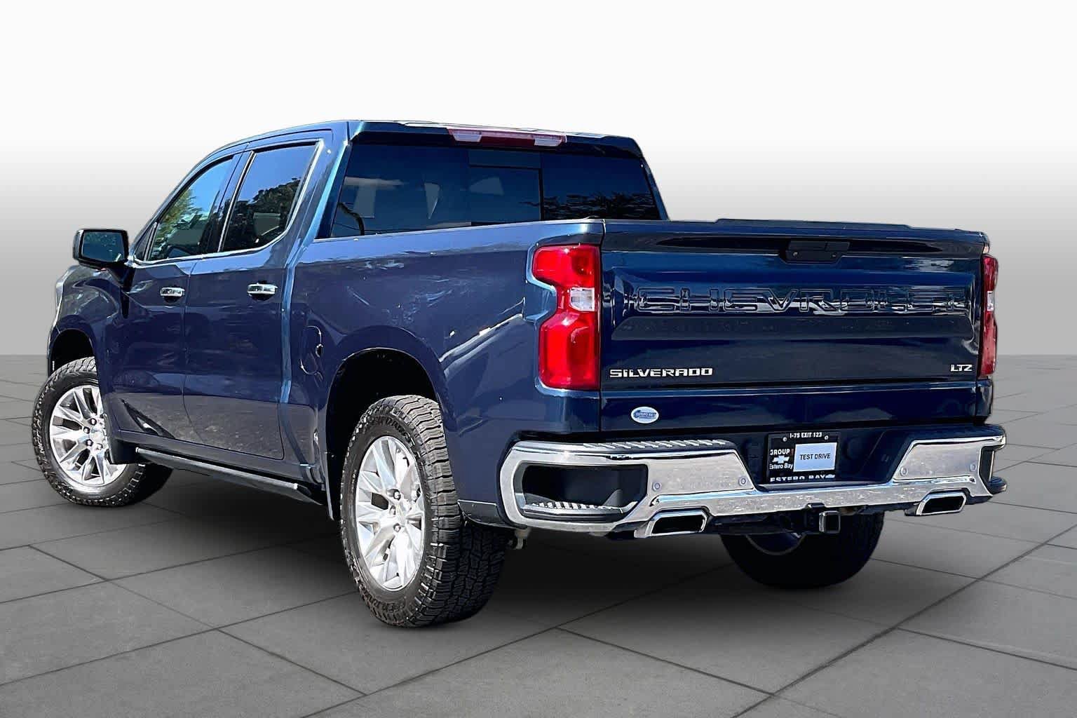 Used 2022 Chevrolet Silverado 1500 LTZ AWD/4WD image 12