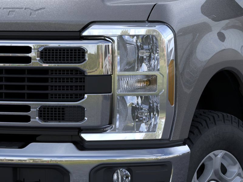 New 2026 Ford F250 XLT w/ FX4 Off-Road Package AWD/4WD image 18